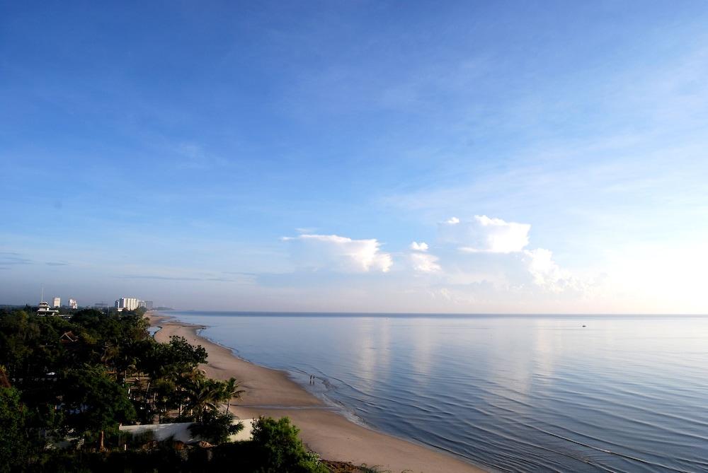 Hua Hin Grand Hotel And Plaza - Sha Extra Plus HHQ Exterior foto