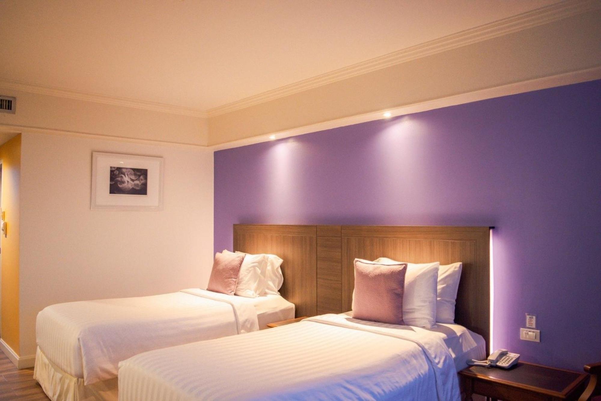 Hua Hin Grand Hotel And Plaza - Sha Extra Plus HHQ Exterior foto