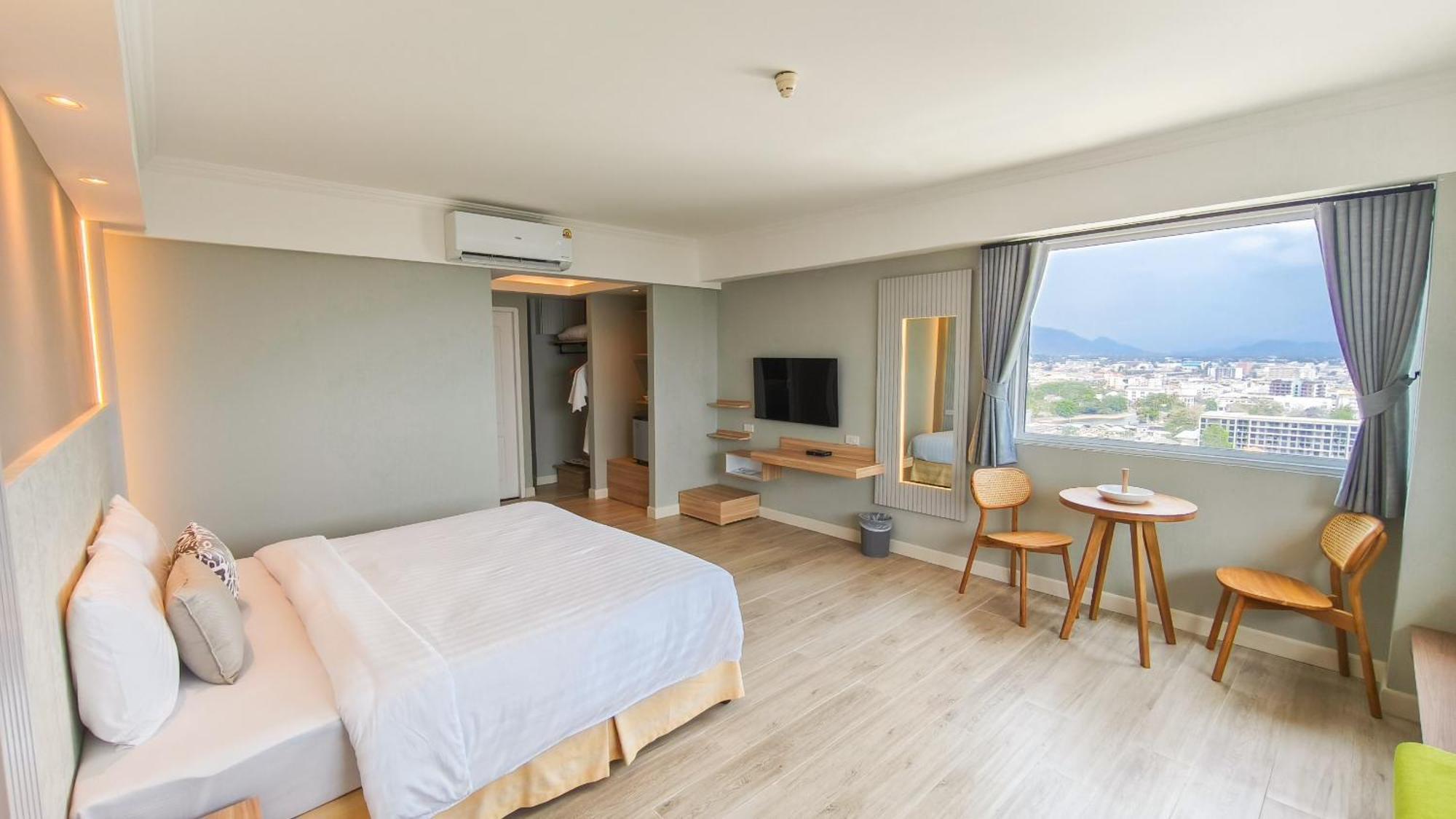 Hua Hin Grand Hotel And Plaza - Sha Extra Plus HHQ Exterior foto