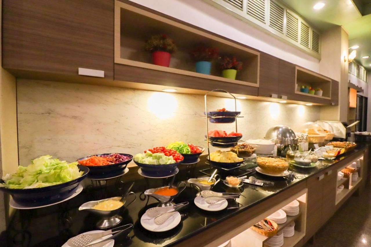 Hua Hin Grand Hotel And Plaza - Sha Extra Plus HHQ Exterior foto